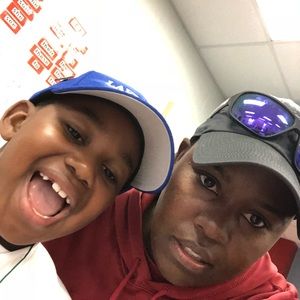 Meet your Posher, Chermier